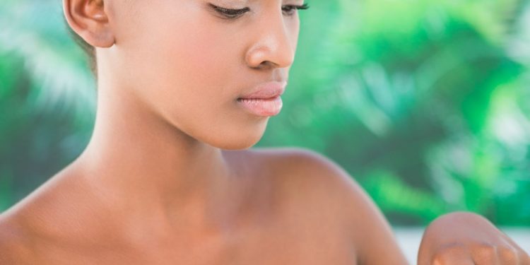 Amarose Skin Tag Remover promises pain-free treatment