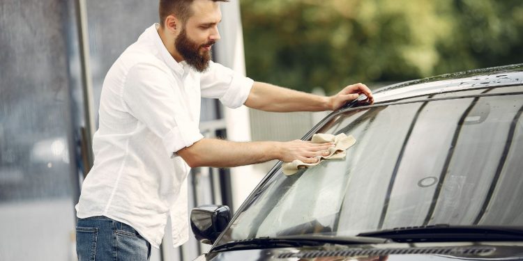 Exploring the Different Types of Car Window Tint