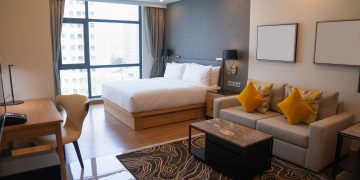 Hobart Accommodation & Tours