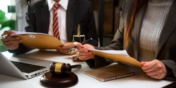 How a Business Lawyer Can Help Your Business Navigate Employment Law