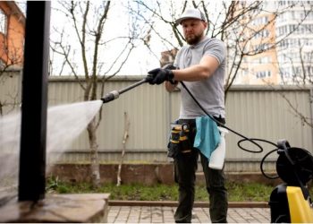     Master the Spray A Beginner’s Guide to Power Washing Like a Pro