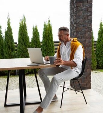 Embracing Connectivity Outdoors: The Ultimate Guide to WiFi Extenders for Outdoor Spaces