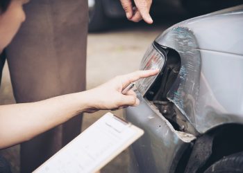 The Role of a Connecticut Auto Accident Lawyer in Your Recovery