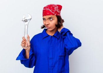 Juggling Maintenance? Let QByte AI Do the Heavy Lifting