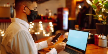 How a Best Restaurant Software Can Improve Your Business ROI in 2024-25