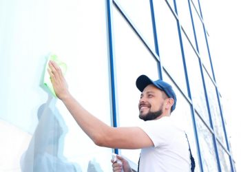 Residential Window Cleaning in Melbourne: The Key to Maintaining Your Home’s Value