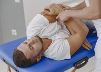 How Chiropractic Care for Frozen Shoulder Speeds Up Recovery