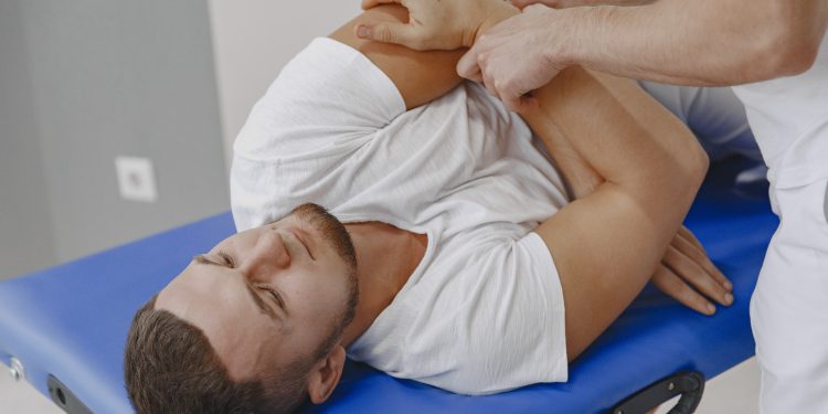 How Chiropractic Care for Frozen Shoulder Speeds Up Recovery