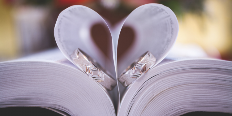 Modern vs. Classic: Finding Your Matching Promise Ring Aesthetic