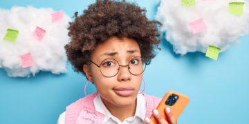 Clearer Thinking in a Distracted World