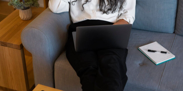 Key Benefits of Using a Home Loan Interest Rate Calculator